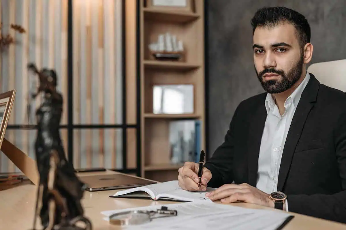 Adwokat Radom – kompleksowa pomoc prawna dla firm i osób prywatnych